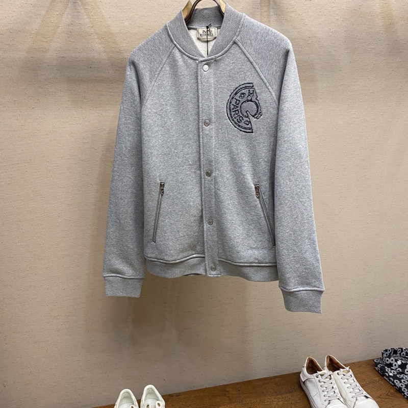H**me5 outwear